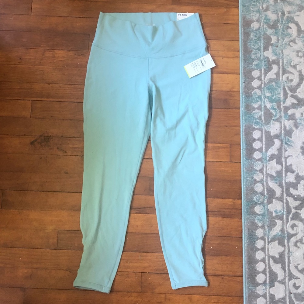 Old Navy Go-Dry High Rise Ankle Leggings